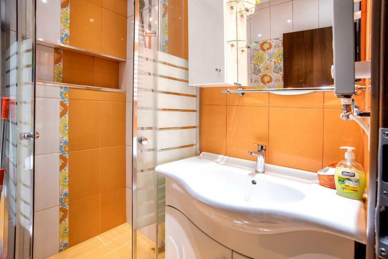 Spacious And Stylish Apartment In The Heart Of Sofia Plus Parking Exterior foto